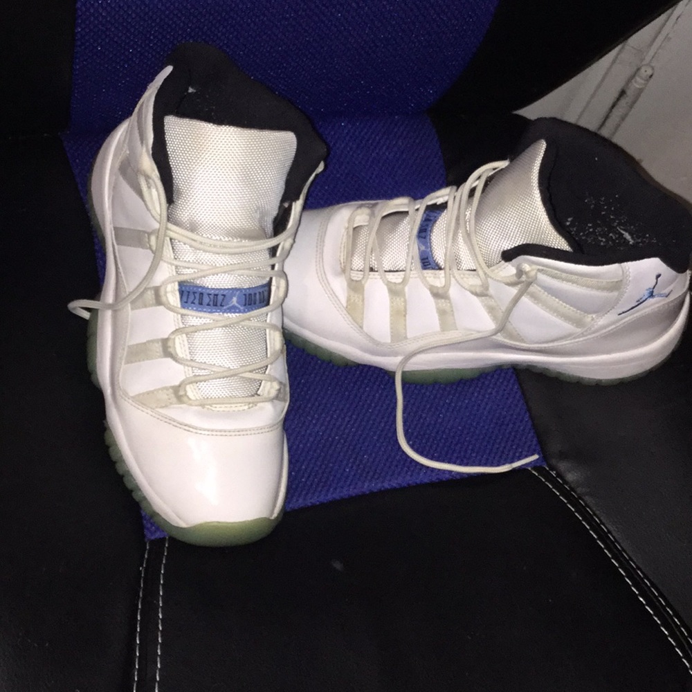 Jordan 11 - Picture 3 of 3